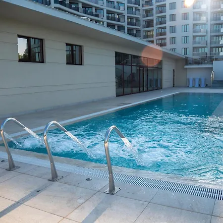 Skyline 11B Apartment - Sea View,Pools & Spa 아파트 *