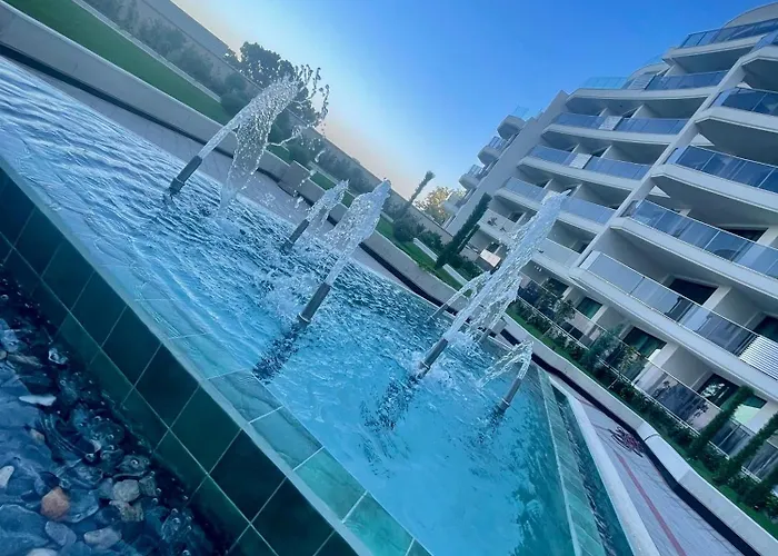 Skyline 11 - Sea Views & Serenity By The Coast Lägenhet *