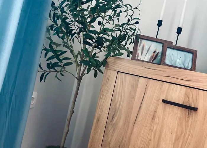 Skyline 11 - Sea Views & Serenity By The Coast