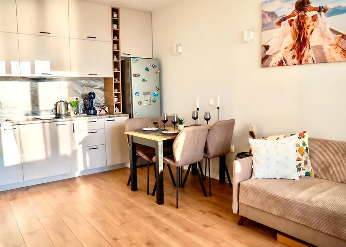 Skyline 11 - Sea Views & Serenity By The Coast Lägenhet *