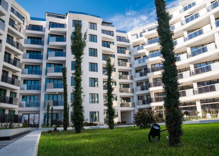 Skyline 11 - Sea Views & Serenity By The Coast * Varna