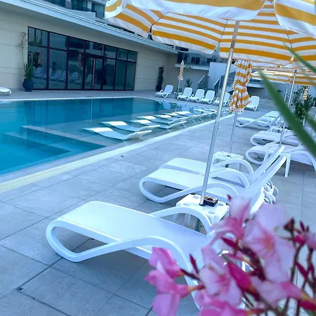 Skyline 11b - Sea View,pools & *