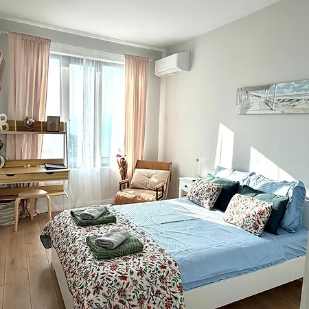 Apartment Skyline 11b - Sea View,pools & Varna