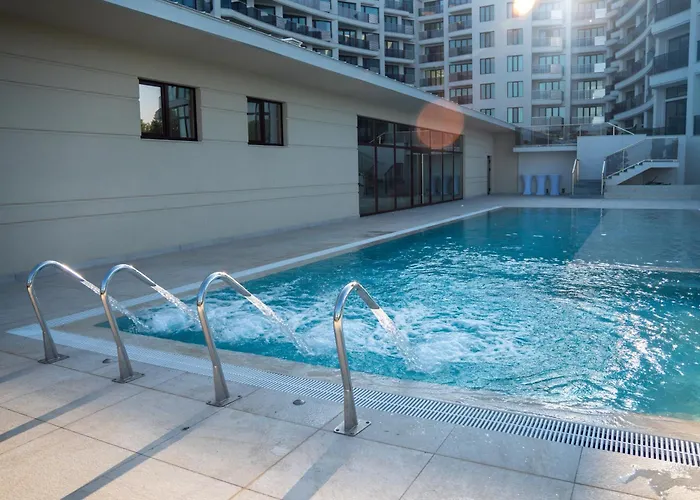 Skyline 11 - Sea Views & Serenity By The Coast Apartment *