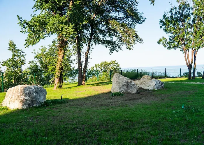 Skyline 11 - Sea Views & Serenity By The Coast Apartment Varna