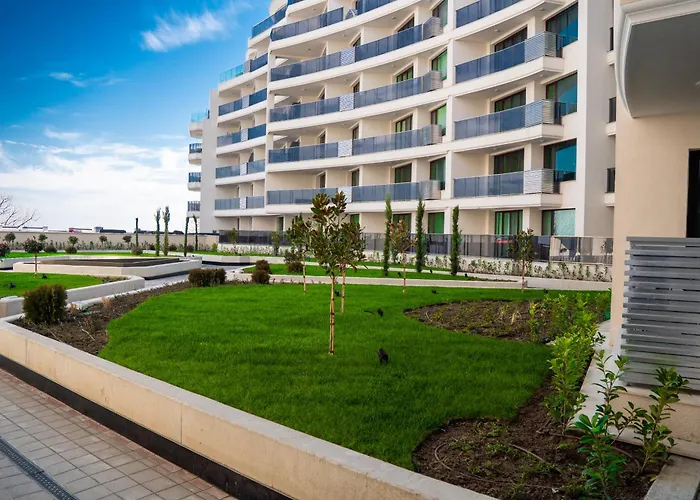 Apartment Skyline 11 - Sea Views & Serenity By The Coast