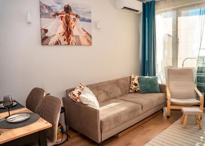 Apartment Skyline 11 - Sea Views & Serenity By The Coast *